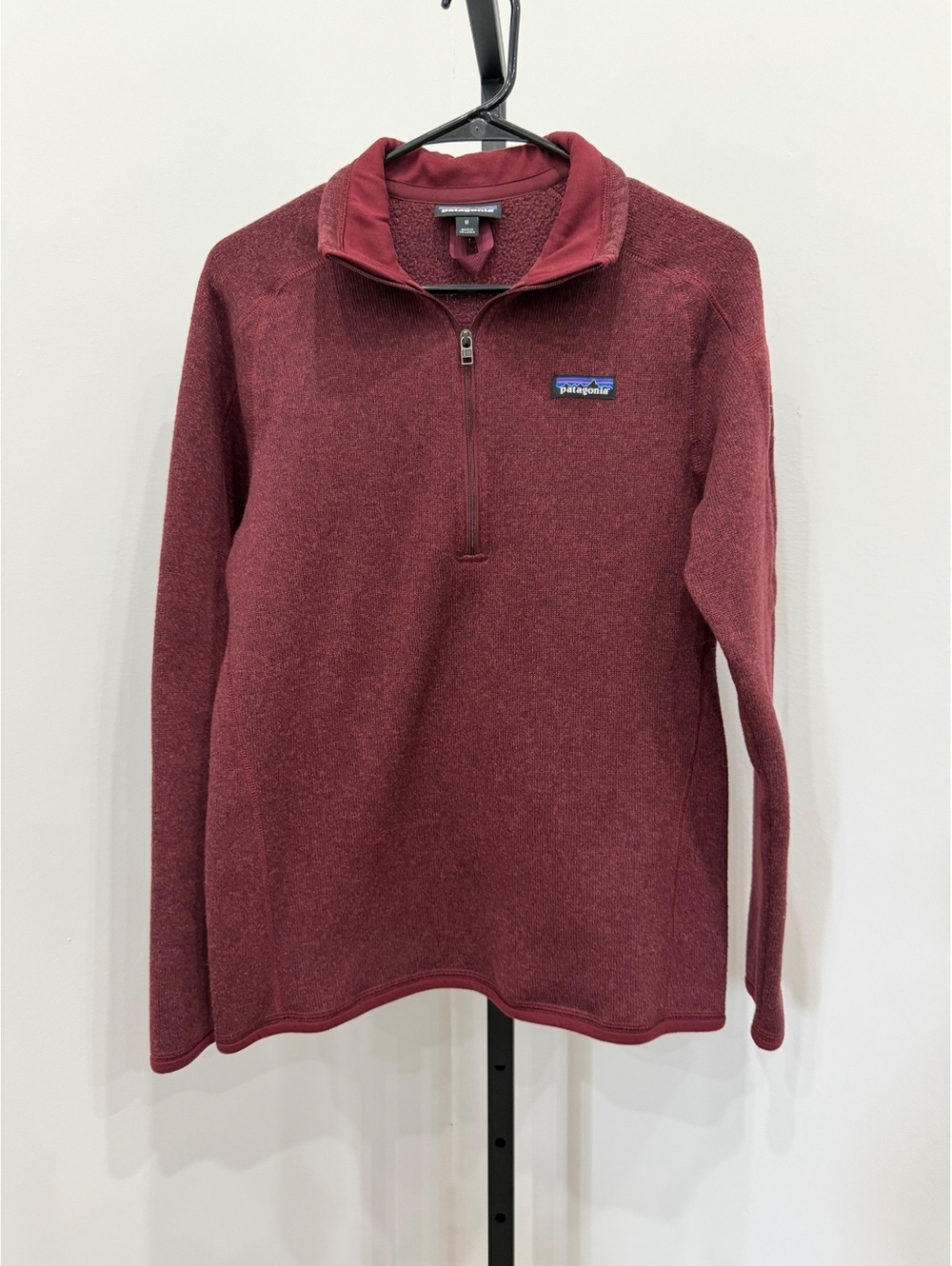 Patagonia Women's Medium Burgundy 1/4 Zip Pullover Fleece